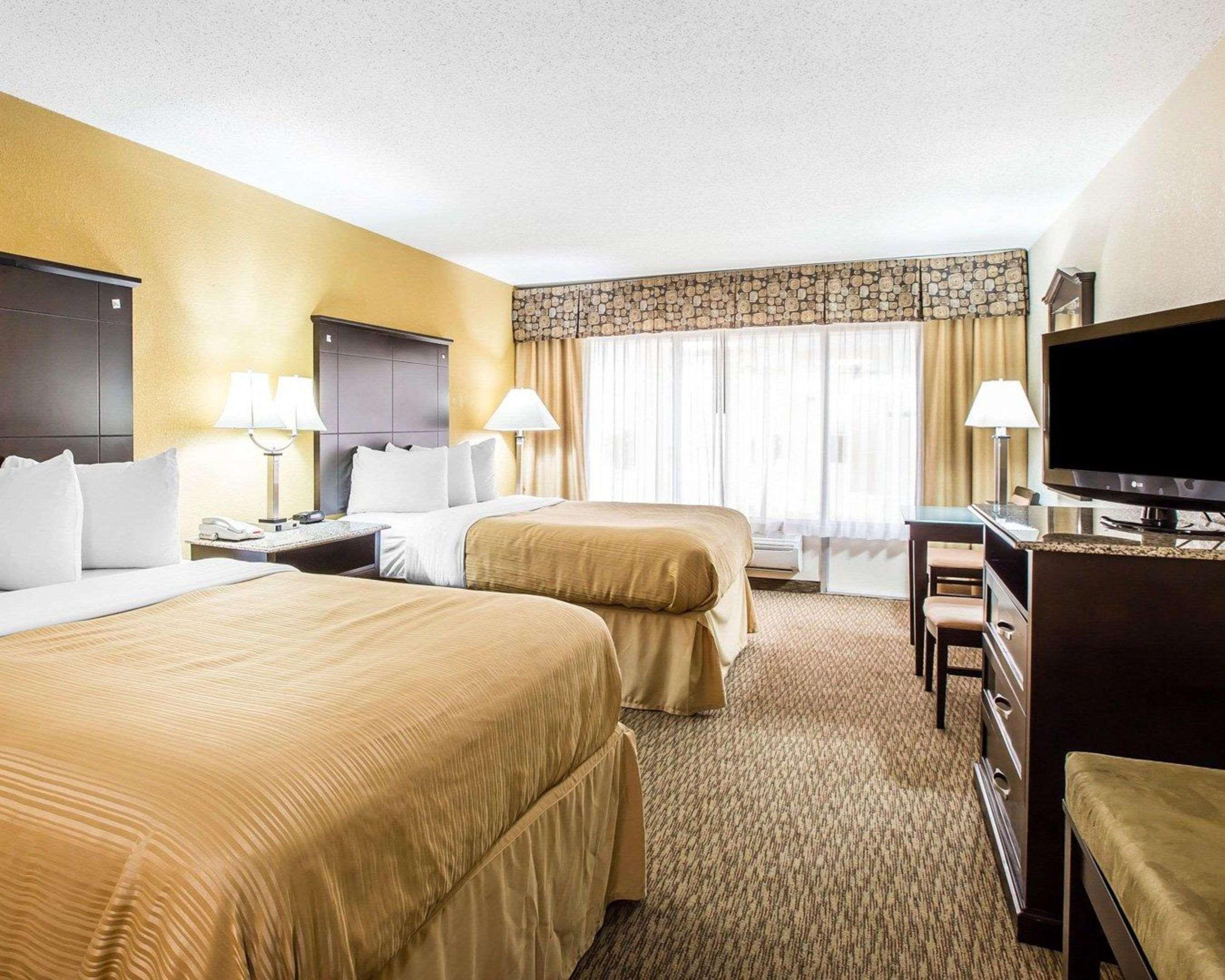Quality Inn & Suites - Greensboro-High Point Eksteriør bilde