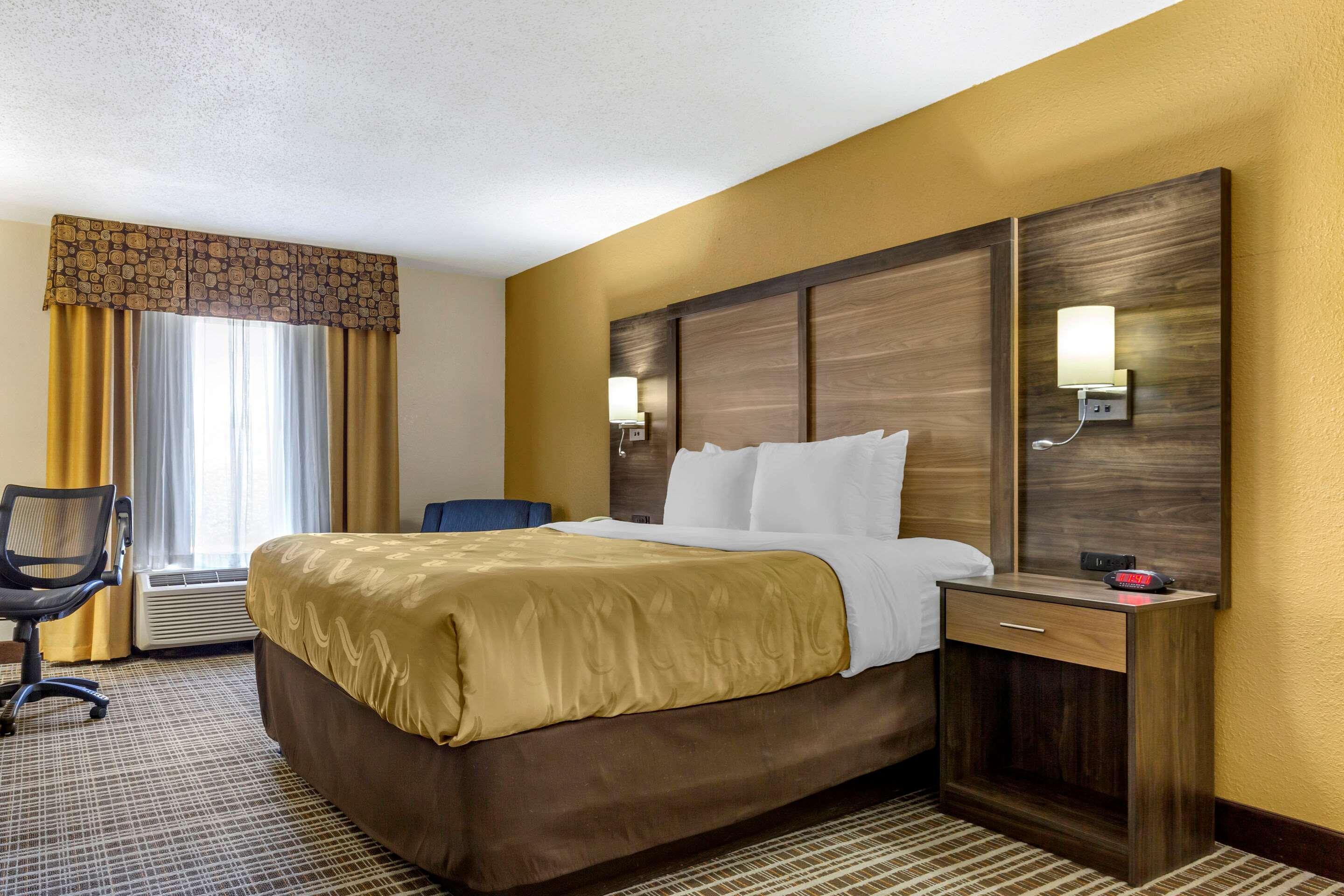 Quality Inn & Suites - Greensboro-High Point Eksteriør bilde