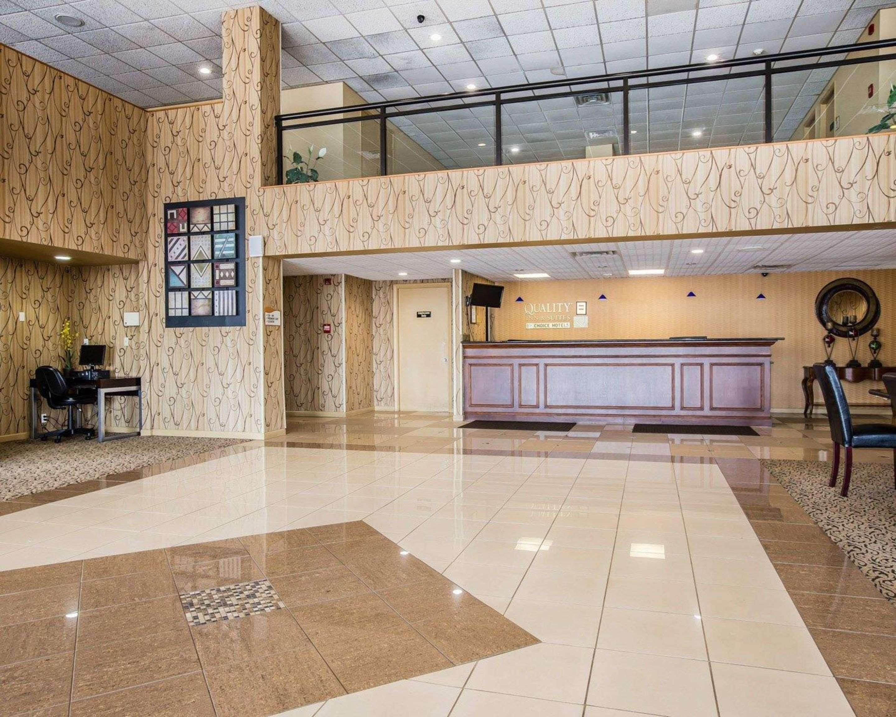 Quality Inn & Suites - Greensboro-High Point Eksteriør bilde