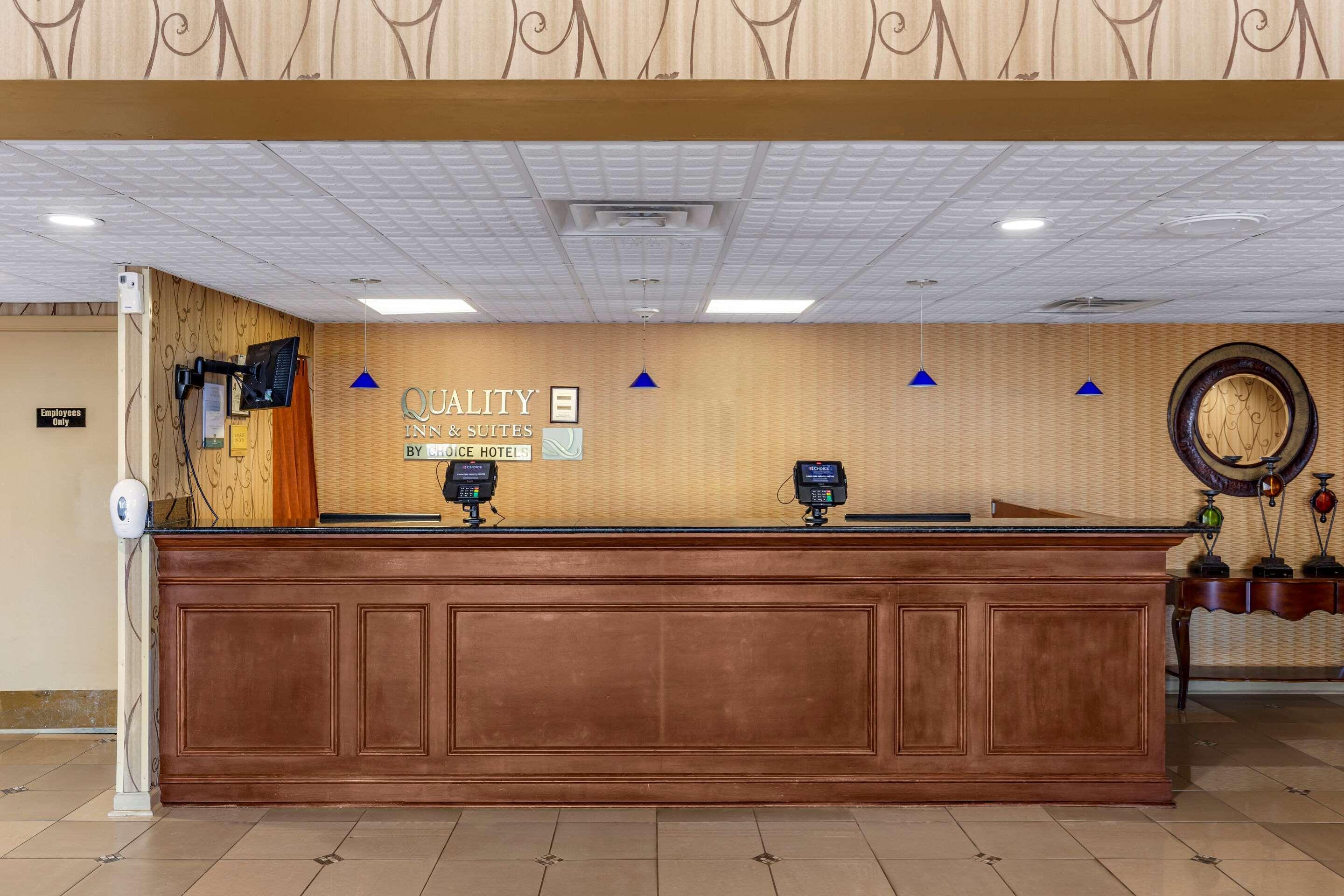 Quality Inn & Suites - Greensboro-High Point Eksteriør bilde