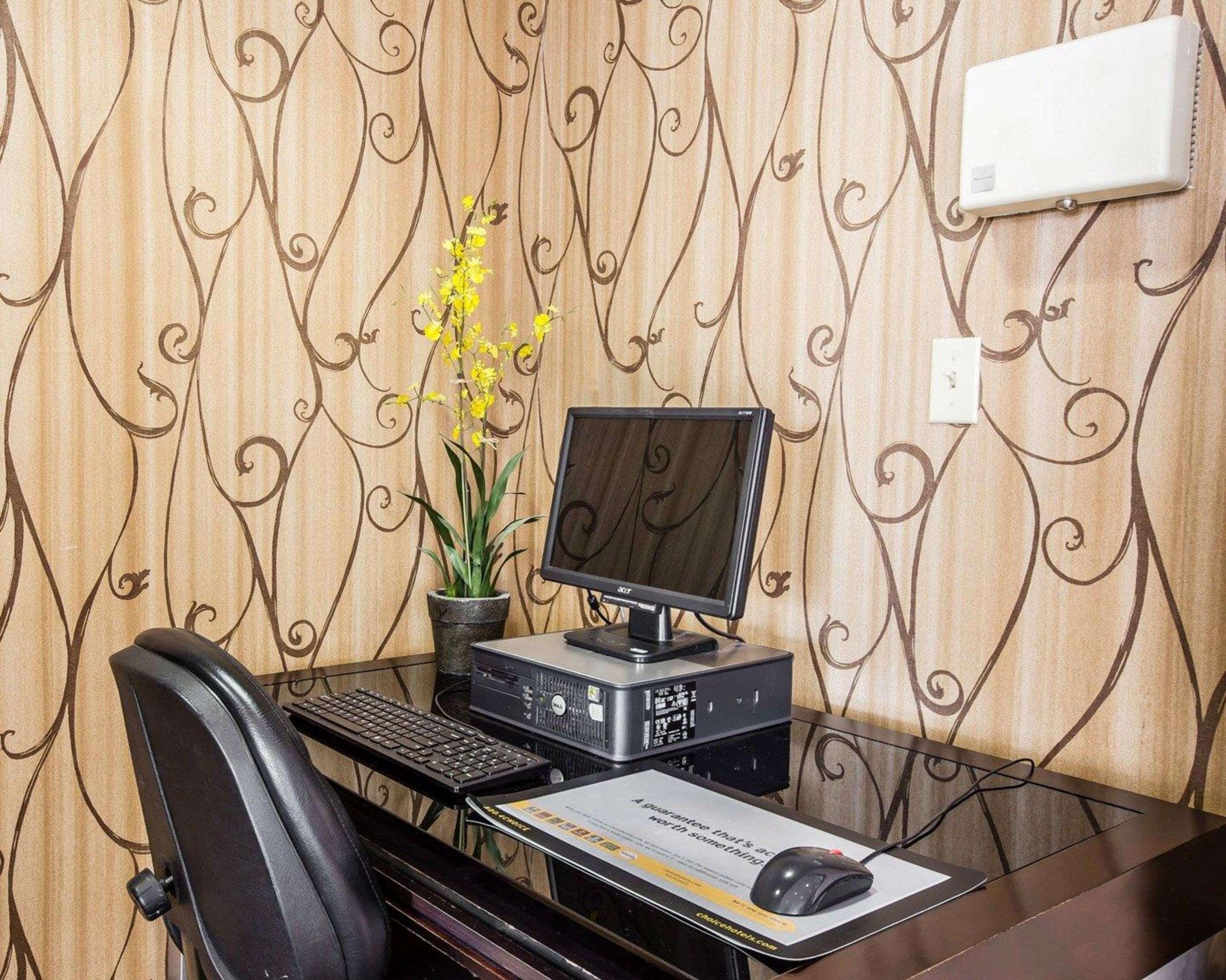 Quality Inn & Suites - Greensboro-High Point Eksteriør bilde