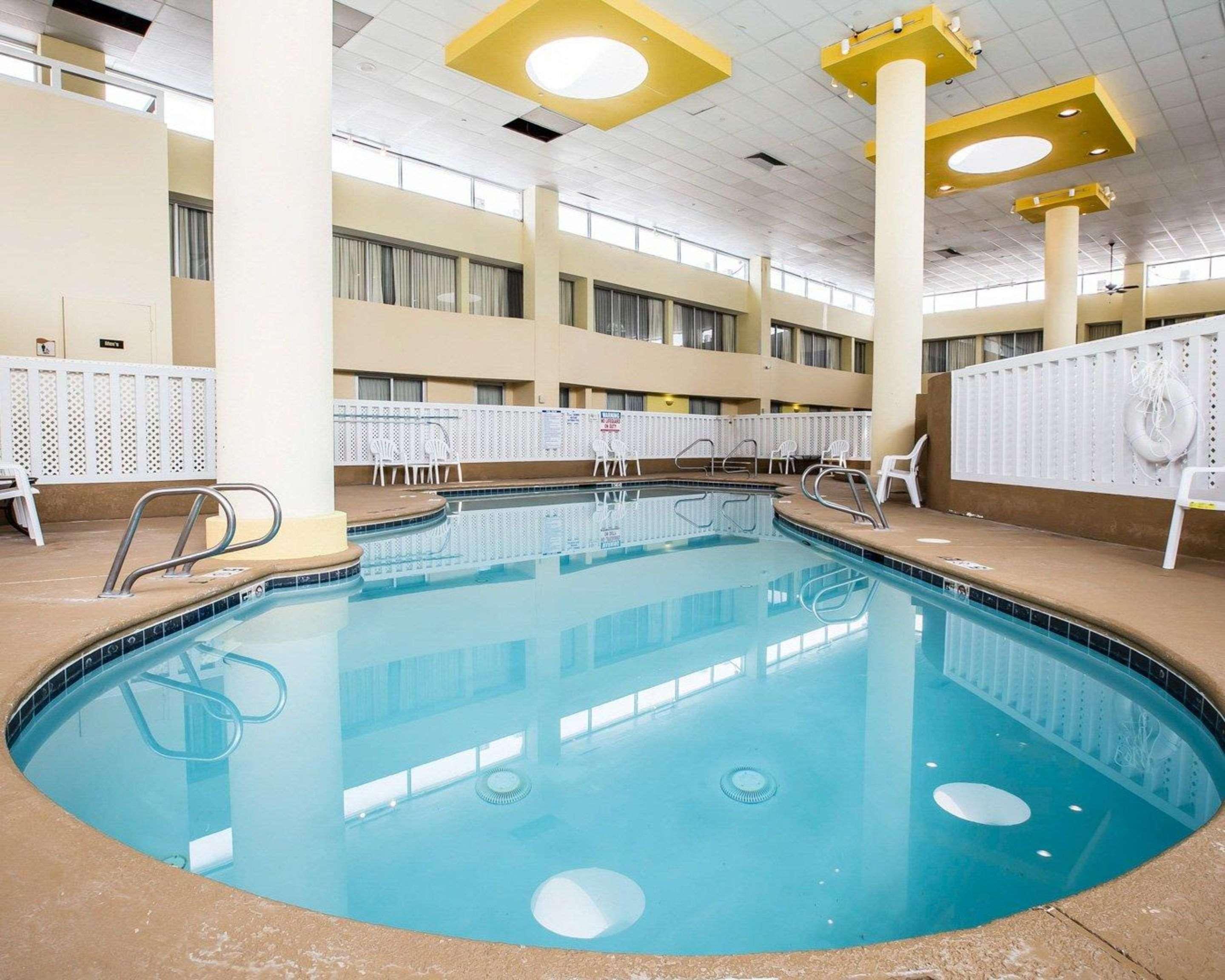 Quality Inn & Suites - Greensboro-High Point Eksteriør bilde