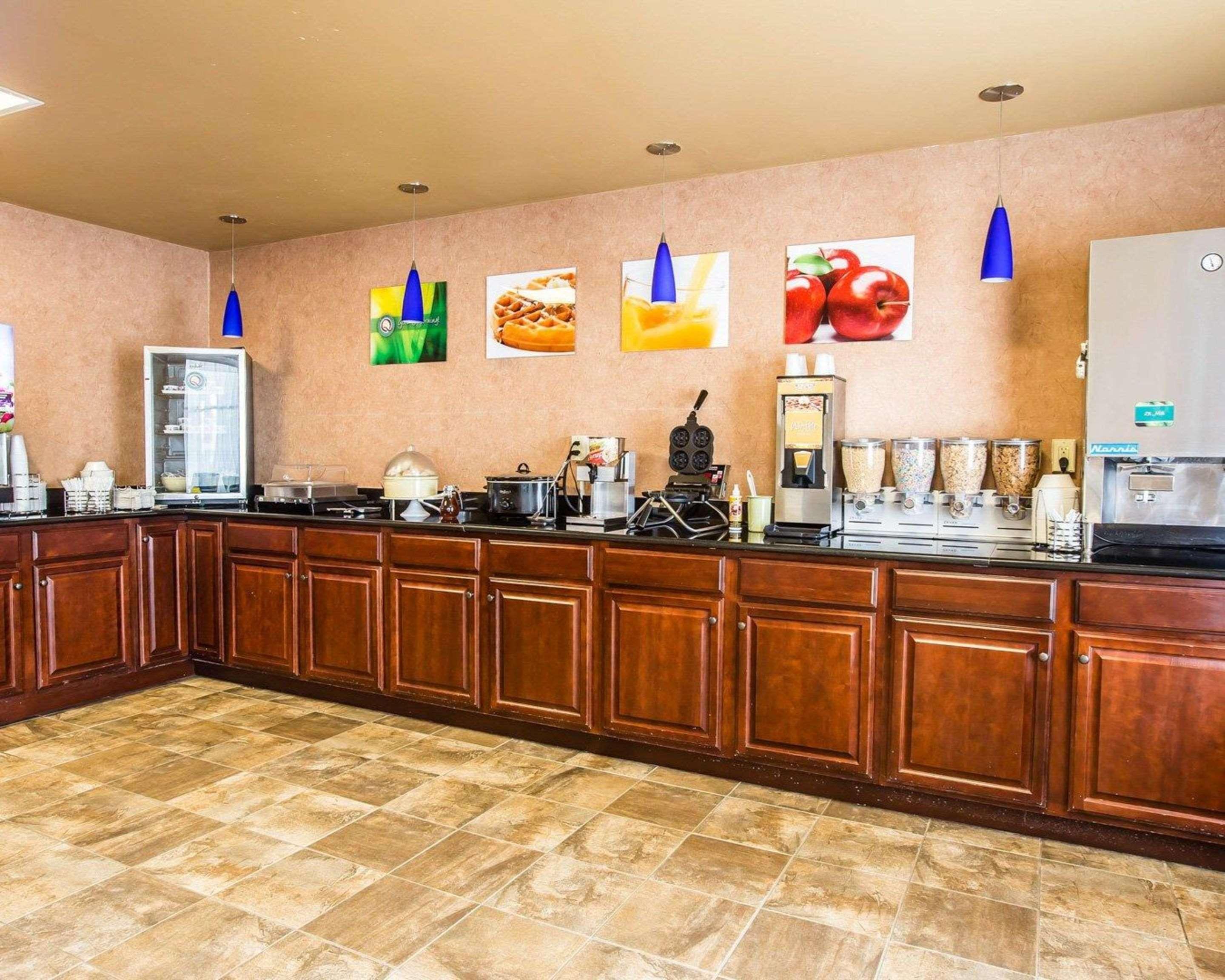Quality Inn & Suites - Greensboro-High Point Eksteriør bilde